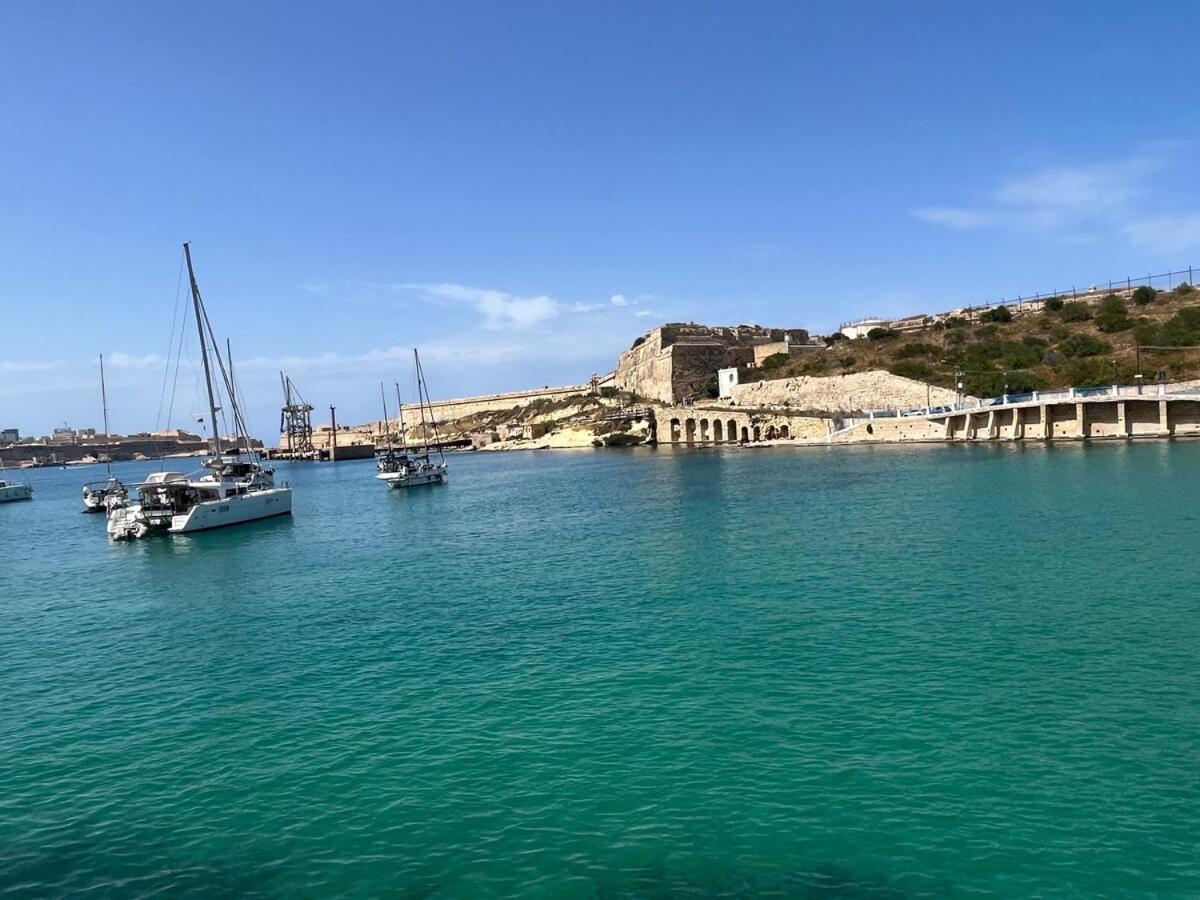 Harbour View Apt With Terrace Kalkara Luaran gambar